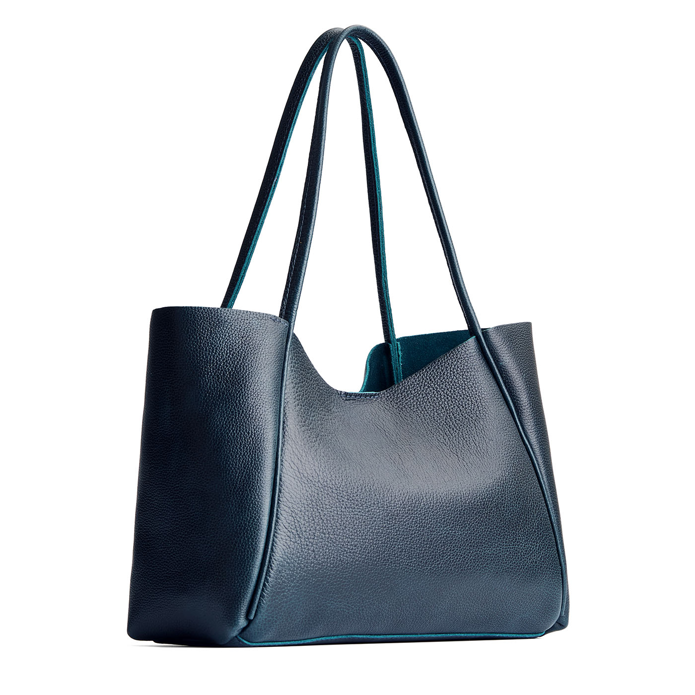 Boreal*Large | Large wide tote with leather straps and snap closure